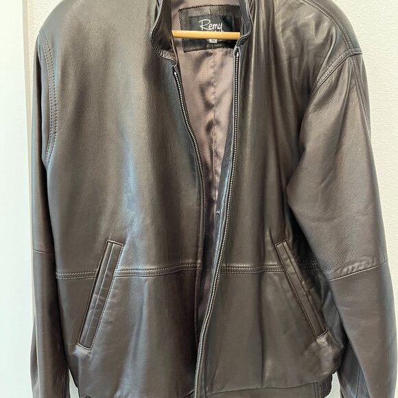Remy Leather bomber Jacket- Color- Chocolate. Size 42 - Picture 2 of 7